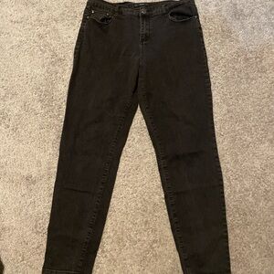 Black High-Waist Women’s Jeans